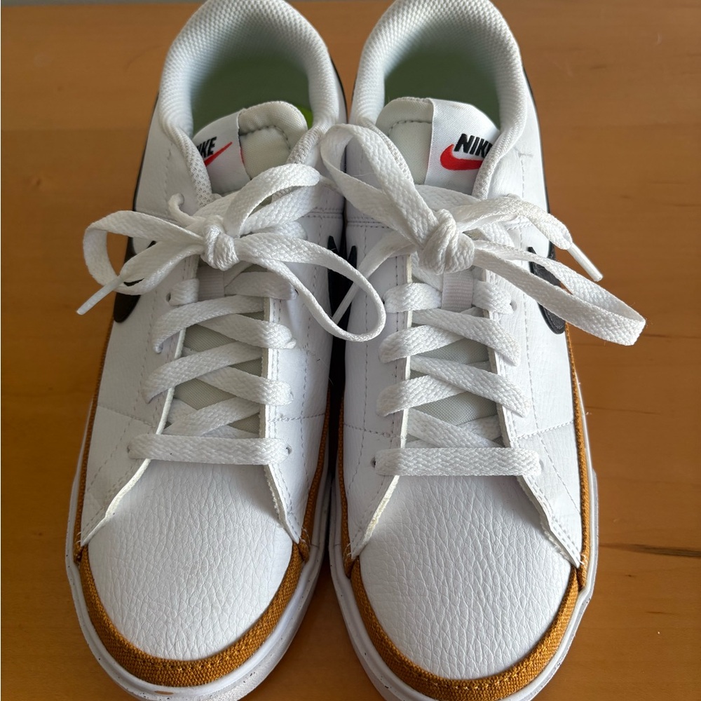 Nike Court Legacy Sneakers White